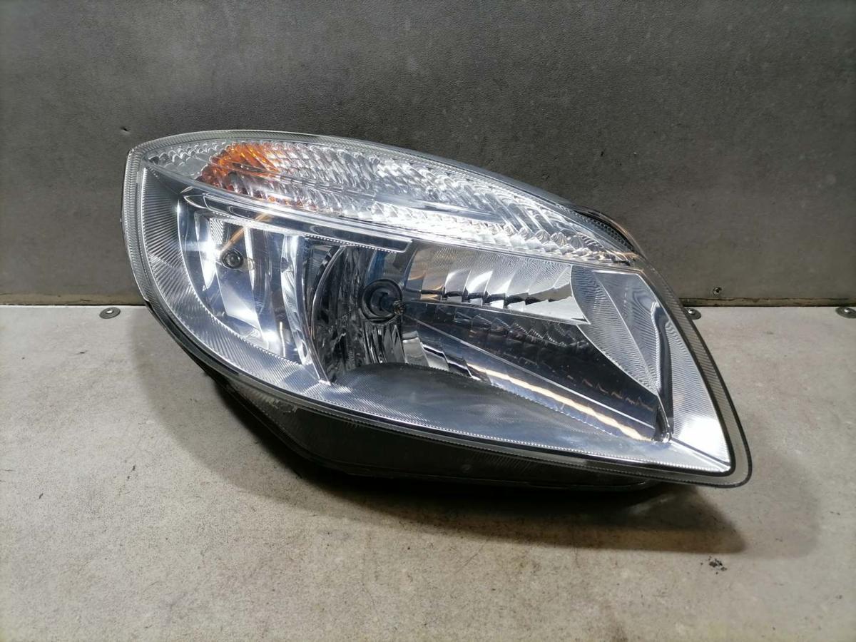 Skoda Fabia 2 5J original Scheinwerfer vorn rechts Halogen H4 Bj.2010